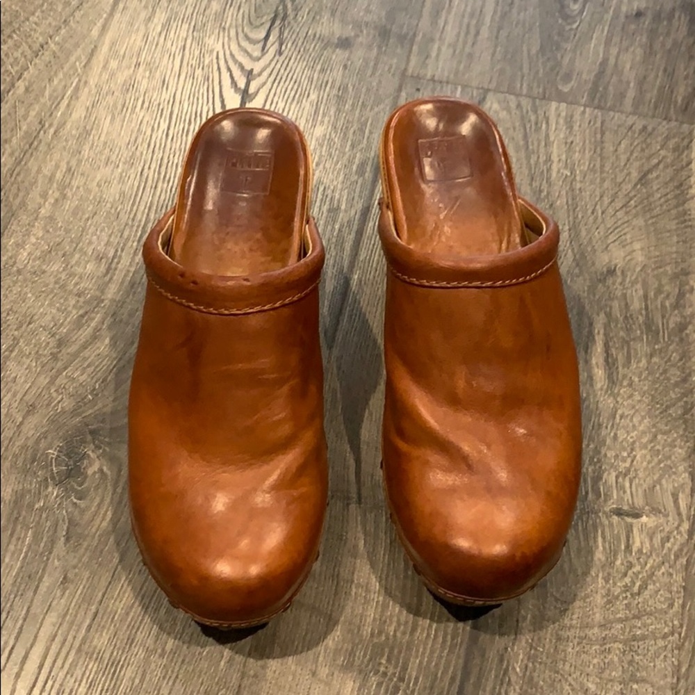 Frye Clogs
